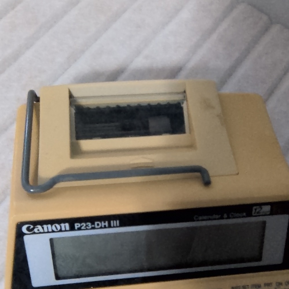 Canon P23-DH III Desktop Printing Calculator Calendar & Clock - Picture 4 of 6